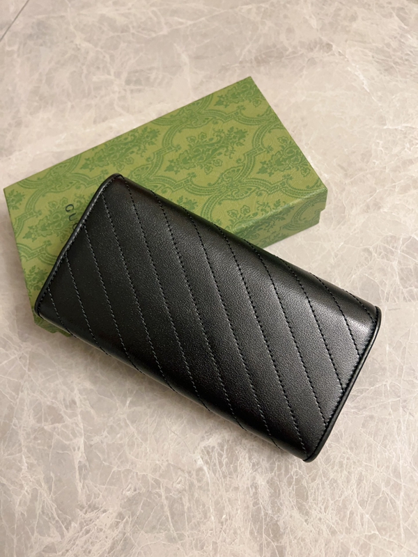 グッチ財布 レプリカ側面デザイン